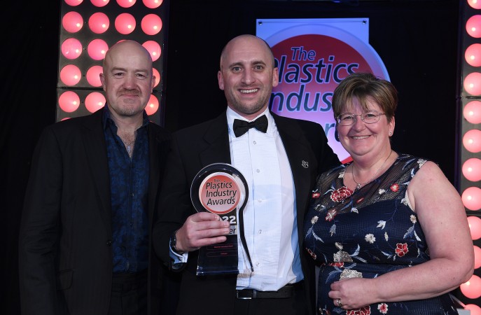 Distrupol wins 'Materials Innovation' award at 2022's Plastic Industry Awards!